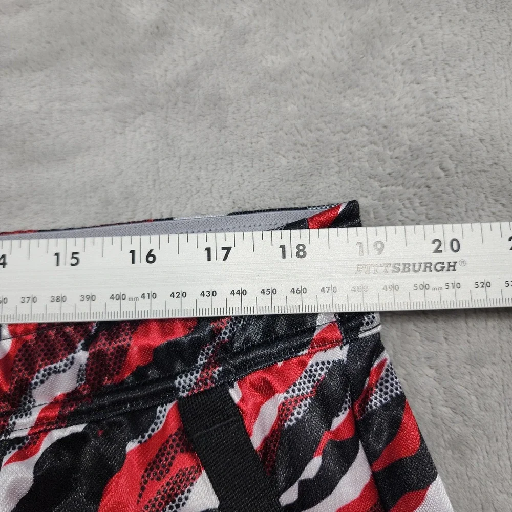 AND1 Shorts Mens 2XL Red Black Camo 11